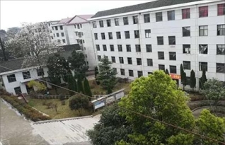 新化资江复读学校