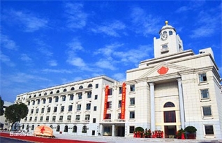 株洲市外国语石峰学校复读部