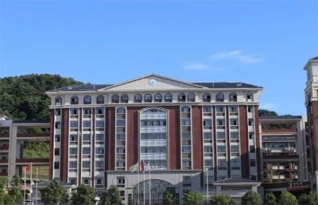 郴州市五雅中学高考复读部